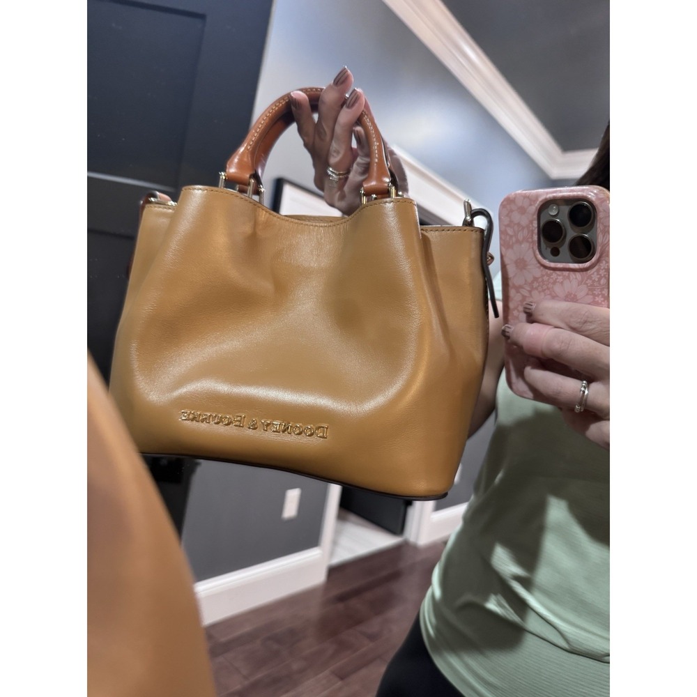 Doney Bourke Handmade Leather Purse. Excellent Condition